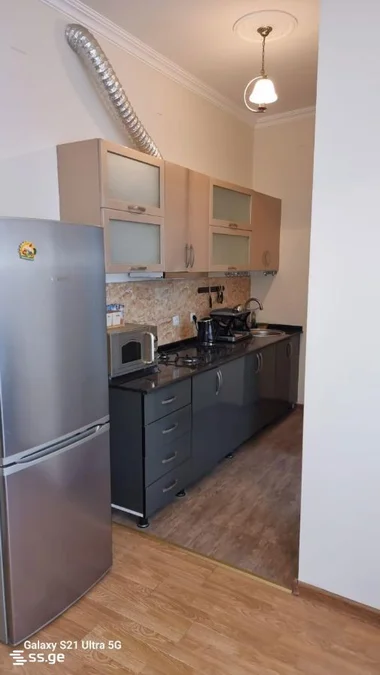 1+1 на Такаишвили улица 36 Bagrationi District