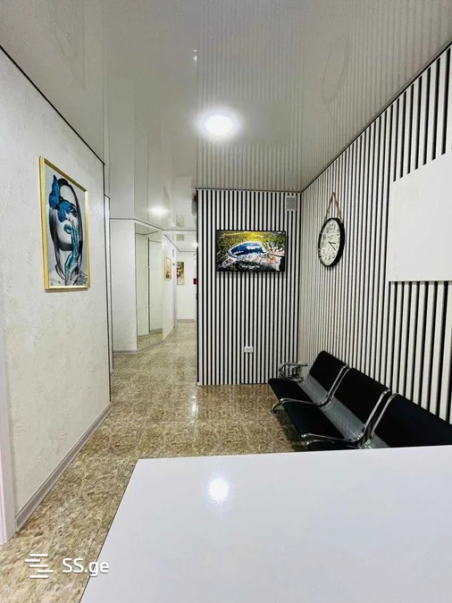 Commercial space For Rent