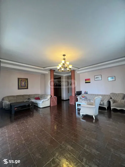 5 room Flat For Rent. Saburtalo