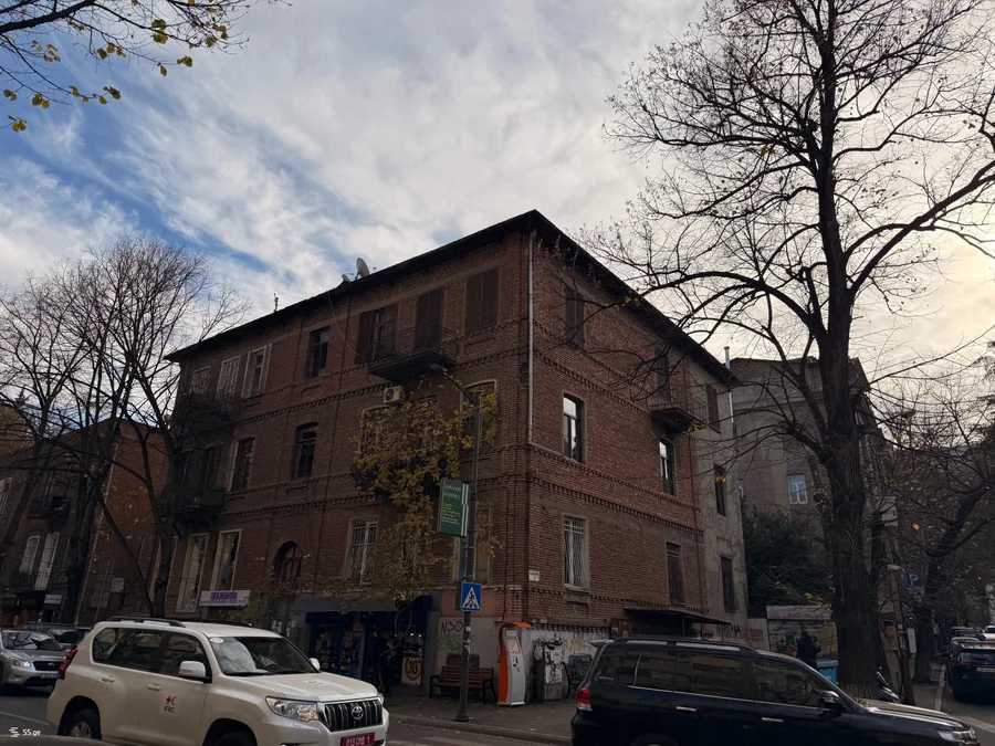 5-комнатная квартира в Тбилиси