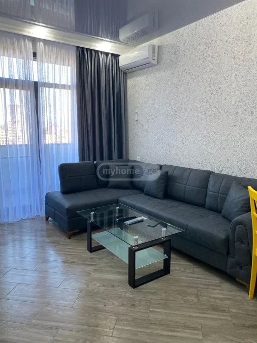 2-комнатная квартира в Intourist Residence, посуточно