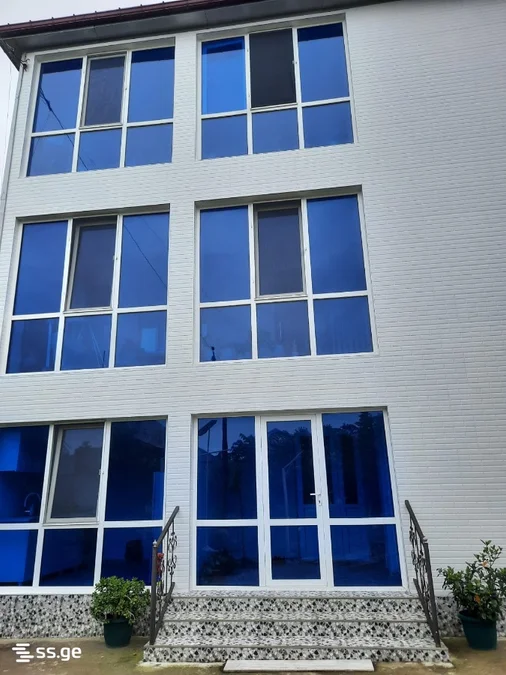 3 room Private House For Rent