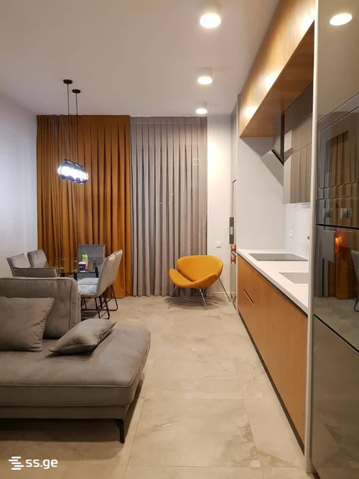 3 room Flat For Rent. Vake