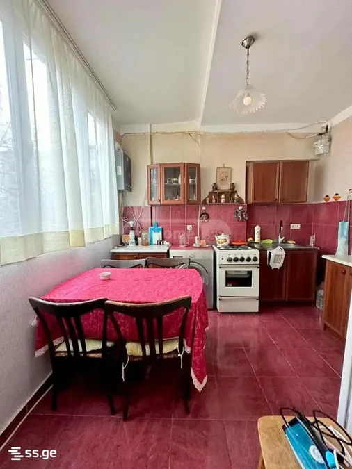 2 комнатная квартира Продаётся. Сабуртало