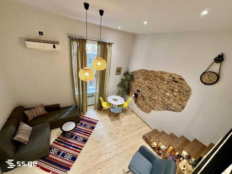 2-комнатная квартира в Мтацминда, 50 м²