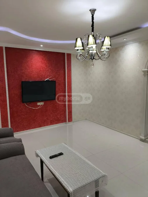 2+1 комнатная квартира , 65 м²