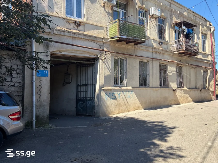 3-комнатная квартира в Тбилиси