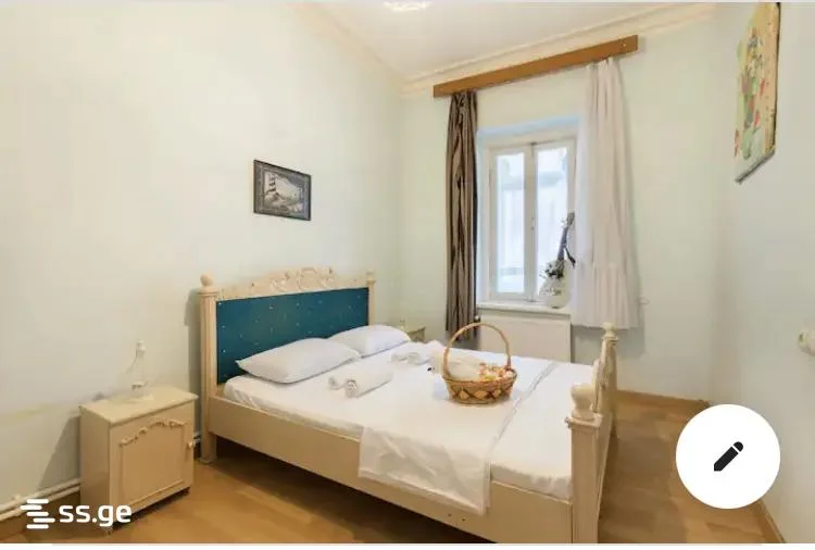 Офисное помещение на l. asatiani st. 42 Sololaki