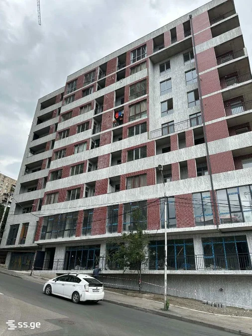 Commercial space For Sale. Sanzona