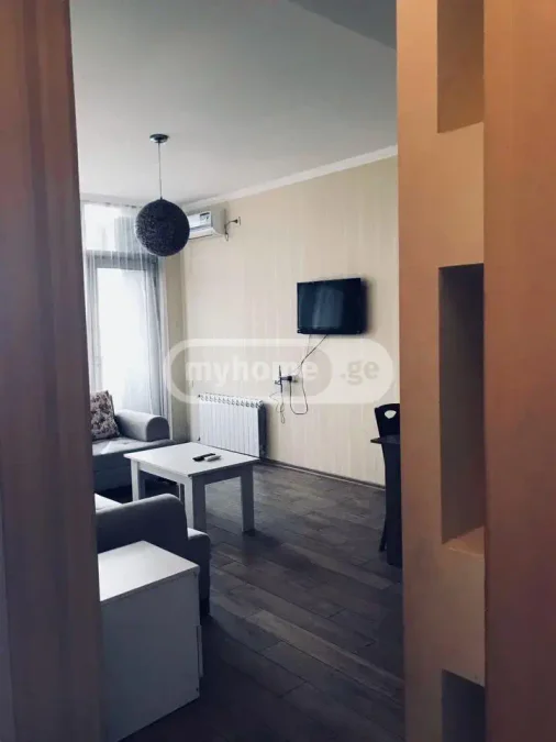 Двухкомнатная квартира в районе Руставели