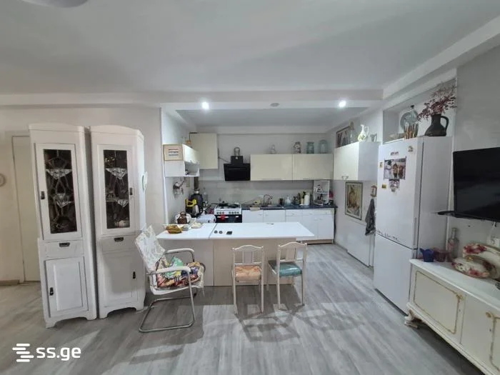 3 room Flat For Sale. Vake