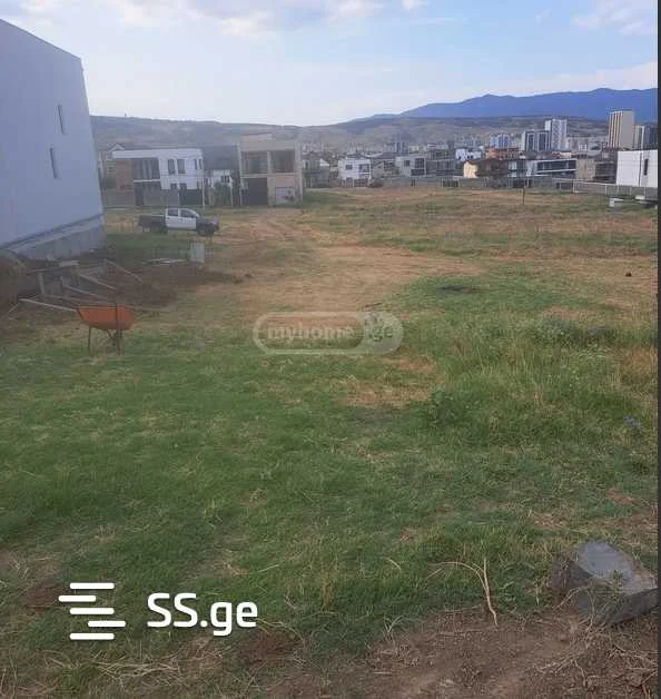 Участок на продажу. Диди Дигоми