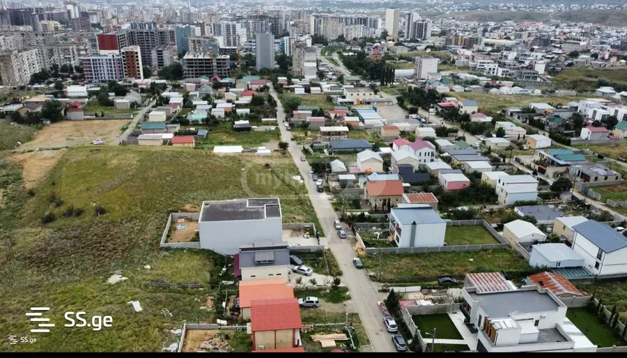 Участок под застройку, Дигоми
