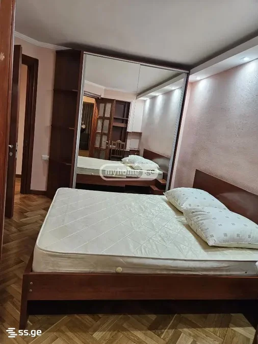 3-комнатная квартира в Тбилиси