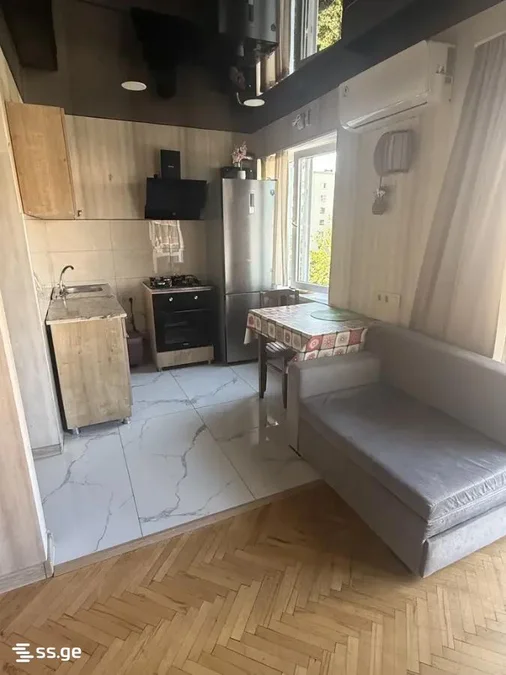 2-комнатная квартира в Тбилиси