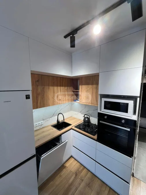 1+1 на Bagrationi Residence Batumi M. Abashidzis Gamziri 60 რუსთაველის უბანი