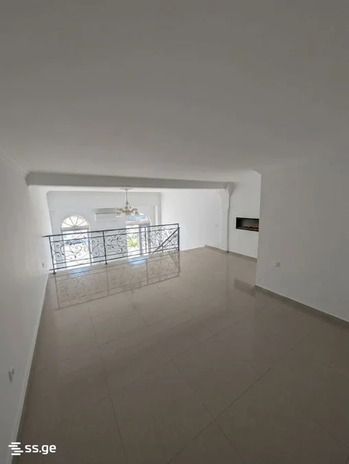 Коммерческое помещение 110 м², $900