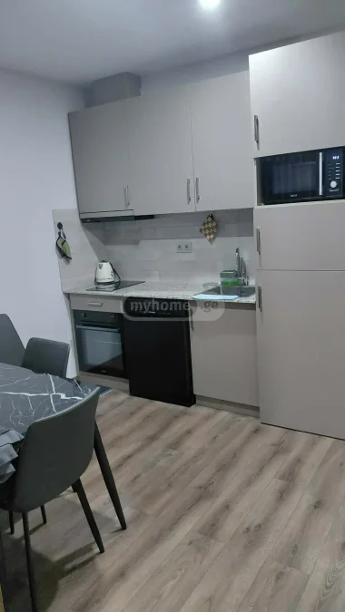 1+1 на Bagrationi Residence Batumi Bagrationis Shes. 131a ბაგრატიონის უბანი