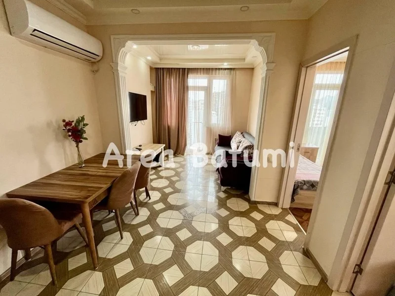 Ул. Петра Багратиони, 161: 3-комнатная, 65.0 м²
