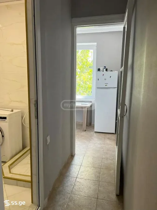 Коммерческое помещение на choporti st. 17 Sanzona