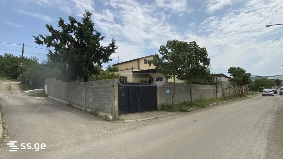 3-комнатный частный дом Продаётся. Мухани
