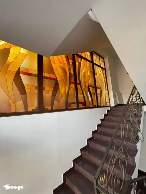 7 room Private House For Rent. Chugureti