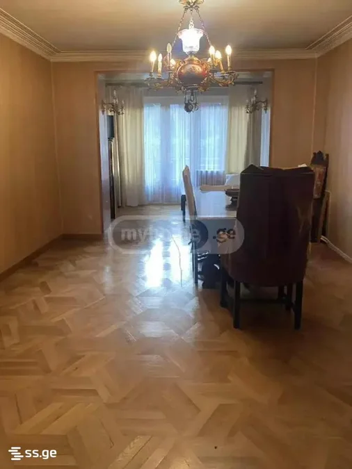 3-комнатная квартира Продаётся. Вера