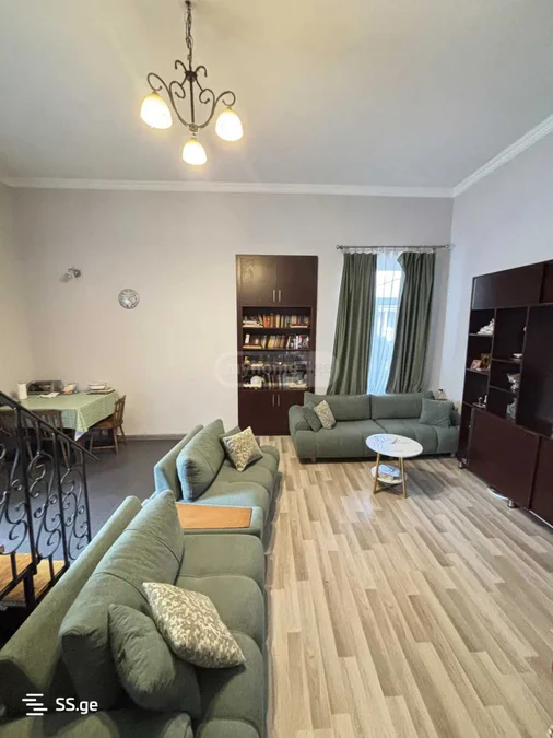 4 room Flat For Rent. Chugureti