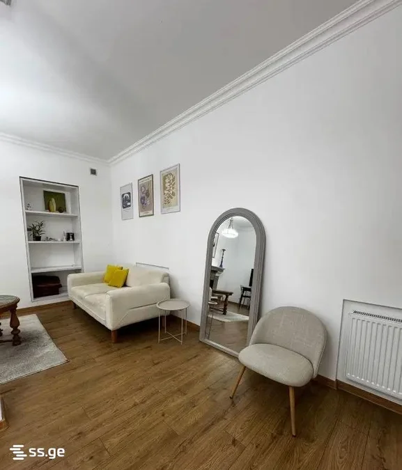 2 room Flat For Sale. Sololaki