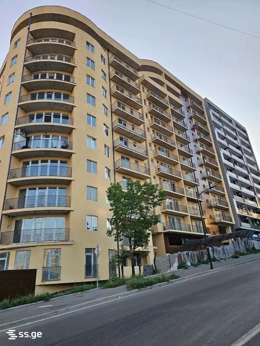 Коммерческое помещение на Teophane Davitaia st. Vazisubani