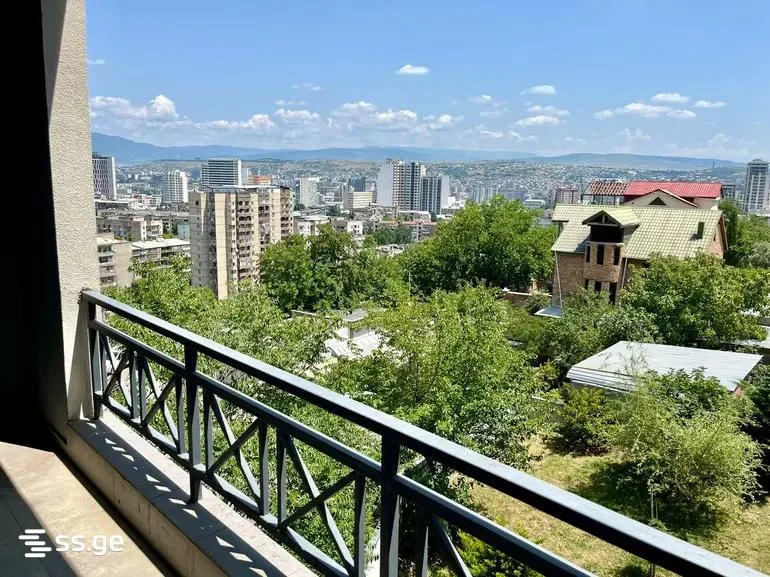 4-комнатная квартира Продаётся. Сабуртало