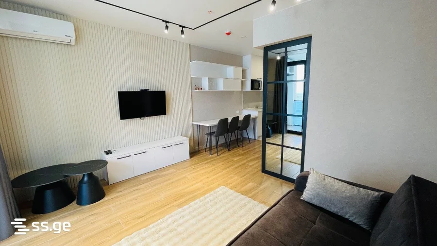 Студия 40 кв.м на ул. Качинских 15, $500
