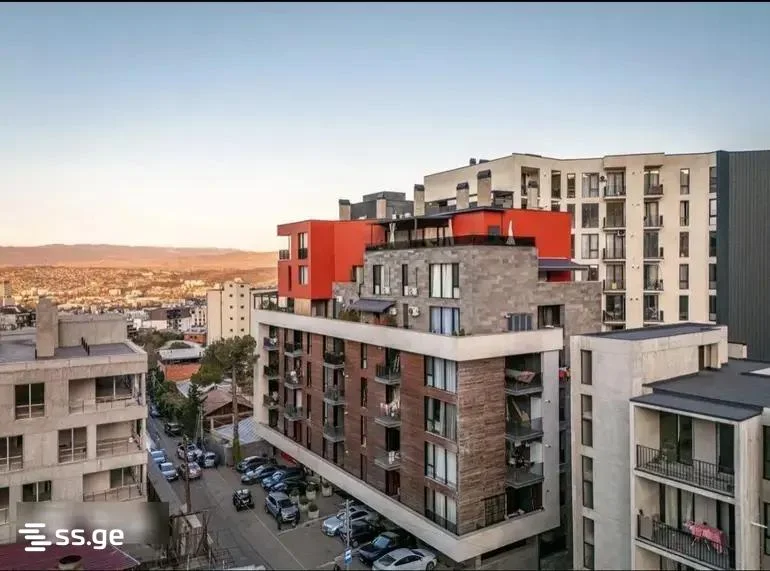 Коммерческое помещение на shatberashvili st. . Vake