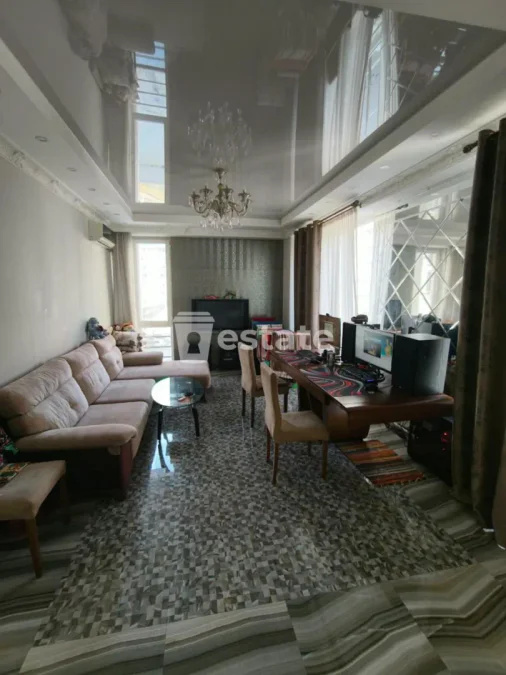 2+1 вблизи Аллеи Героев, $145000