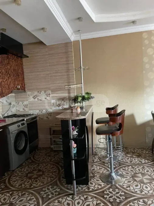 2-комнатная квартира в районе Руставели
