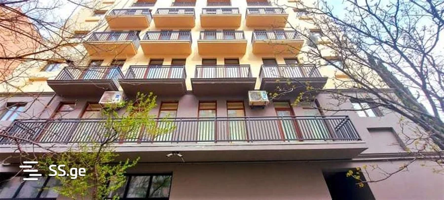 9 room Hotel For Sale. Varketili