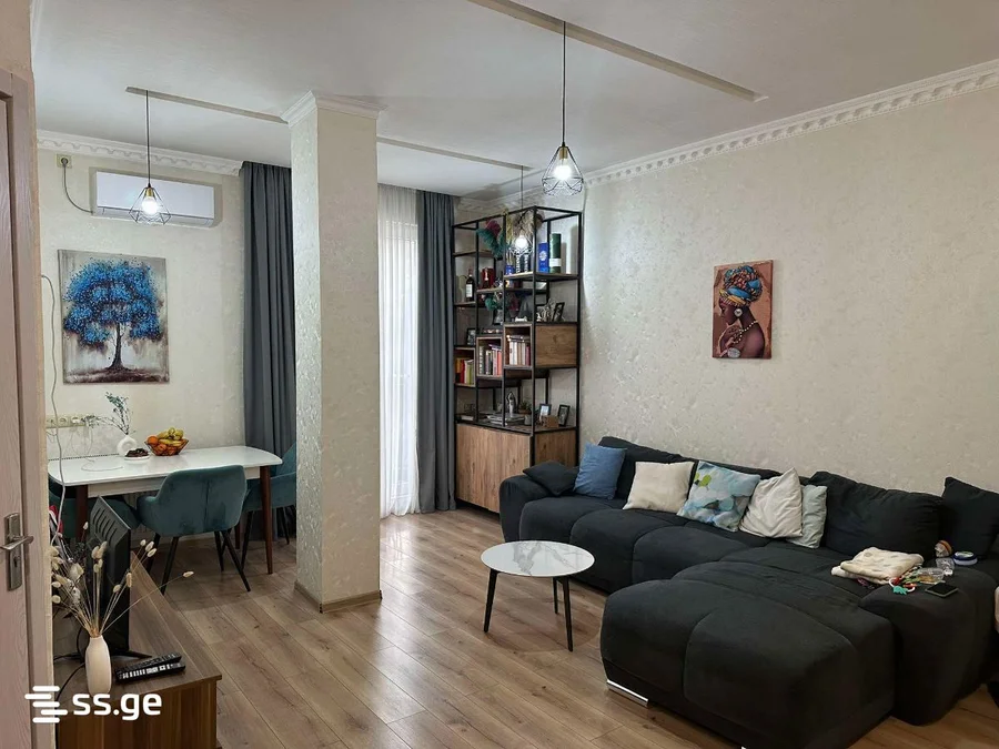 2 room Flat For Sale. Isani