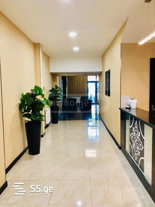 Commercial space For Rent. Isani