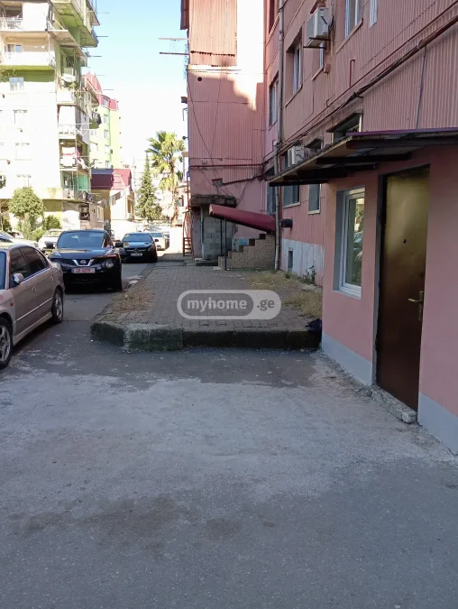 Коммерческое помещение на улица Давида Агмашенебели Agmashenebeli District