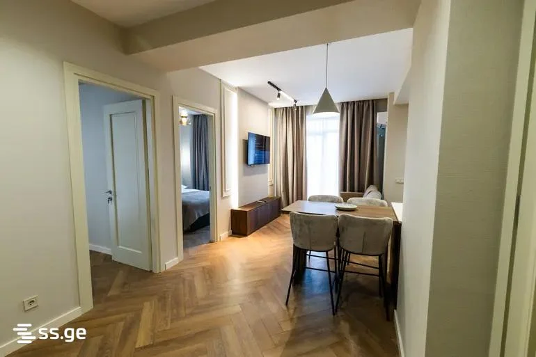 3 room Flat for rent. Isani