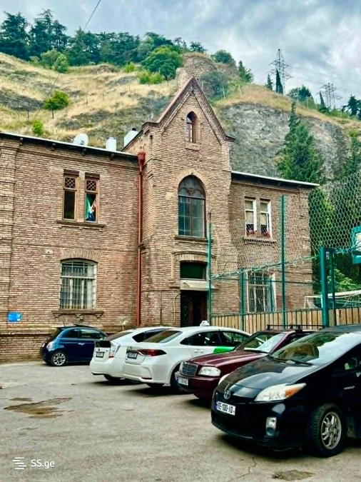 3 room Flat For Sale. Sololaki