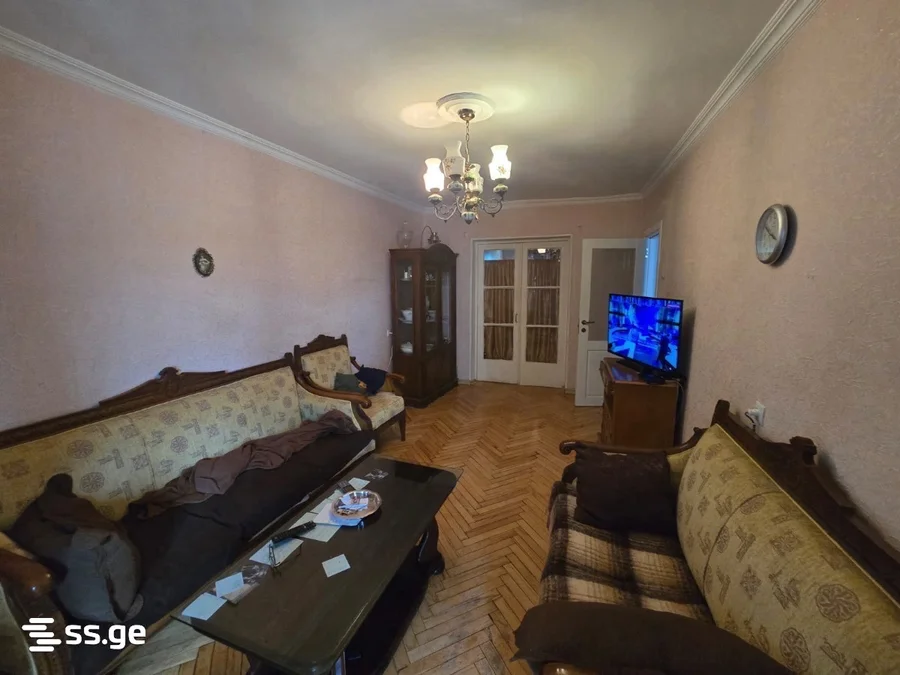 2 комнатная квартира Продаётся. Сабуртало
