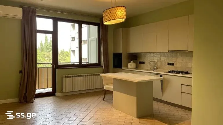 3-комнатная квартира в Ваке