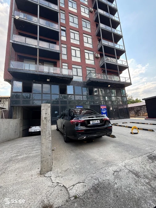 Коммерческое помещение на Marshal Gelovani Ave 12 Vashlijvari