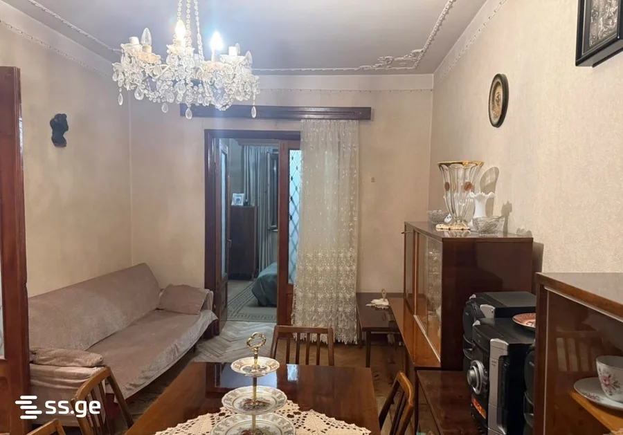 3-комнатная квартира в Тбилиси