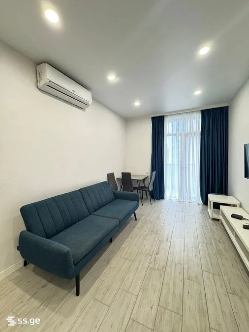 1+1 на Firosman St. 17 Airport District