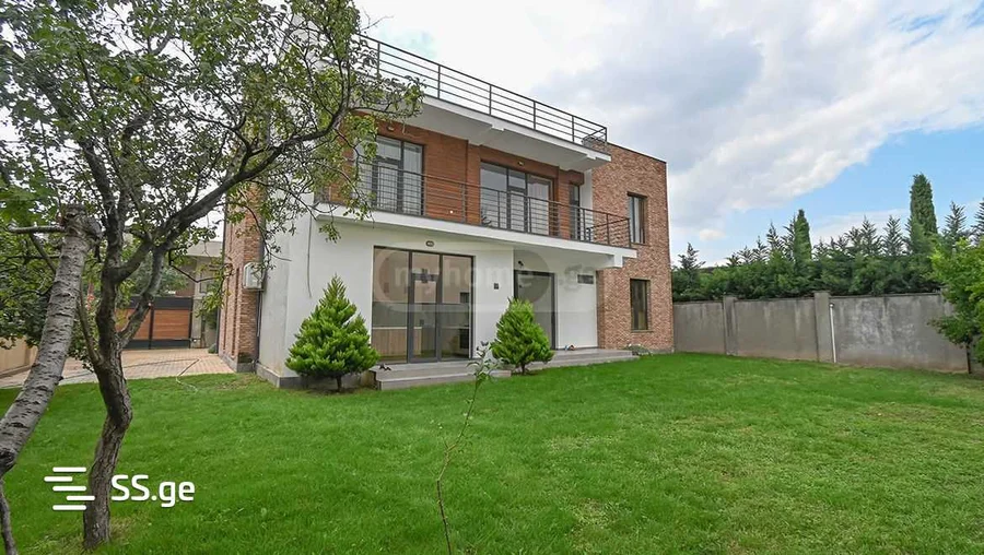 7 room Private House For Rent. Digomi