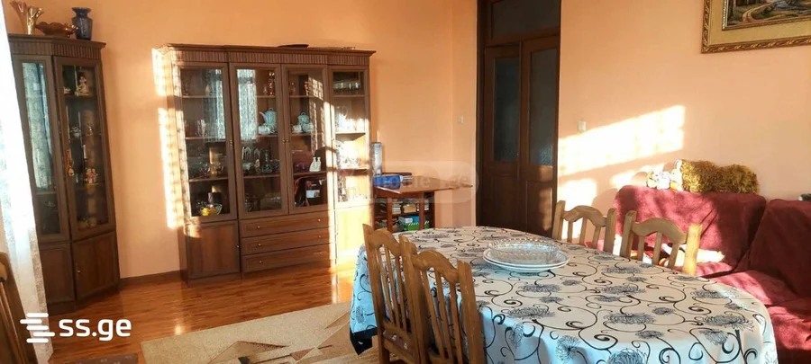 5 room Private House For Sale