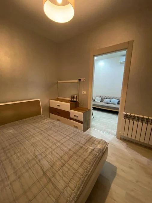 Квартиру 2+1 парк 6 мая $650