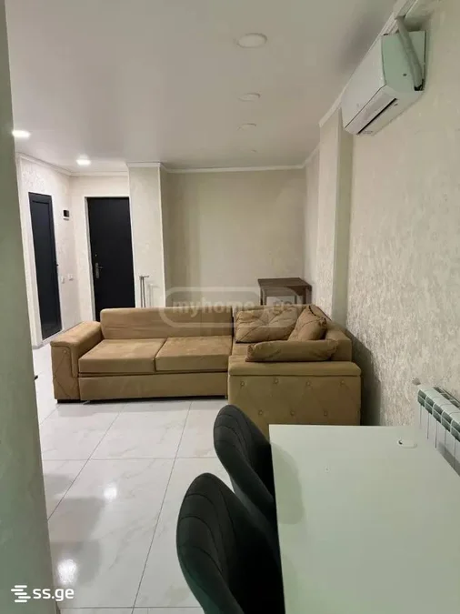 1+1 на Airport road 23 Airport District